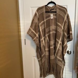 Versona brand tan and cream shrug